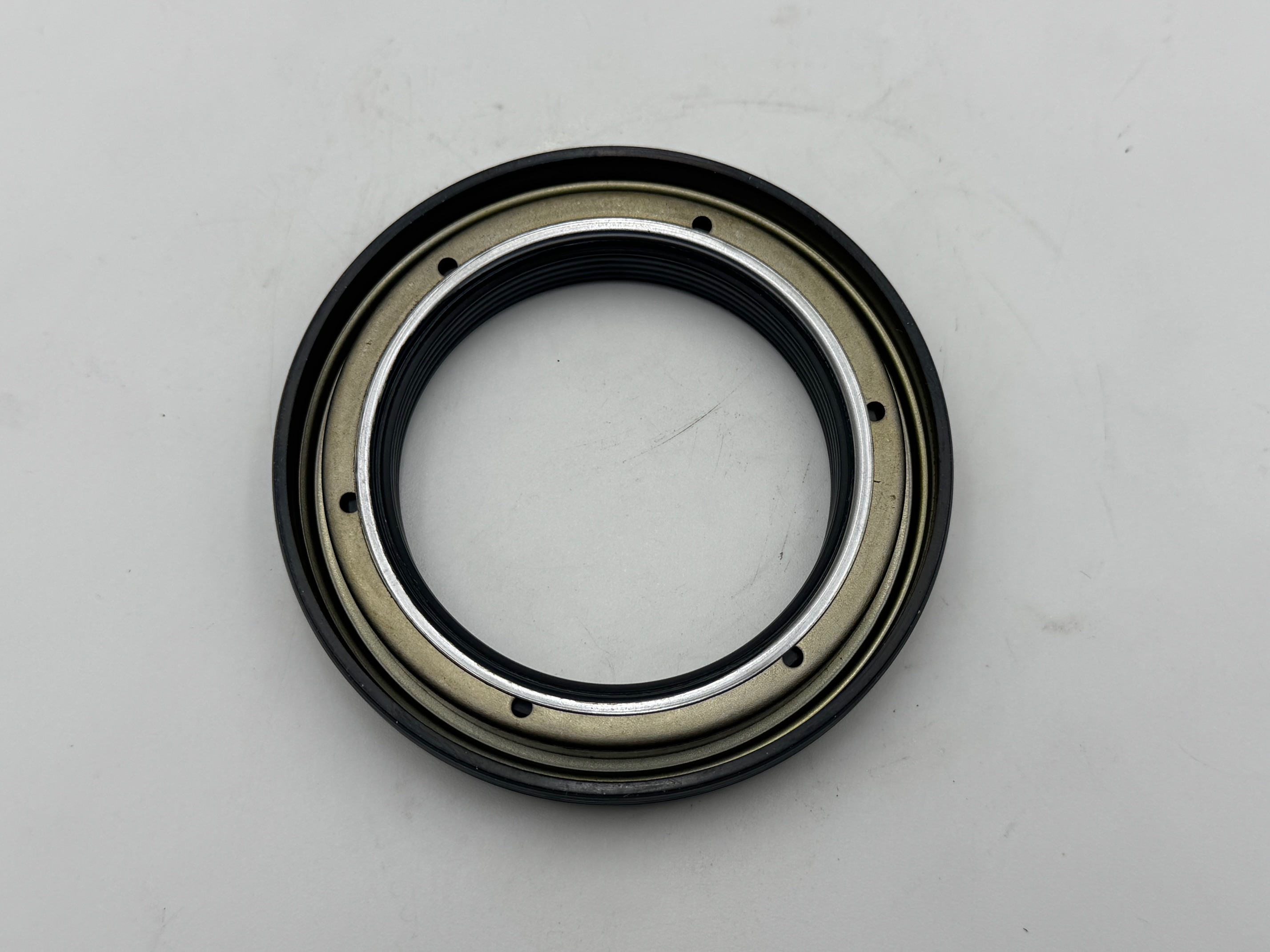 2023134019 - LIPPERT 10K OIL SEAL 2.875 ID 3.875 OD - Image 2