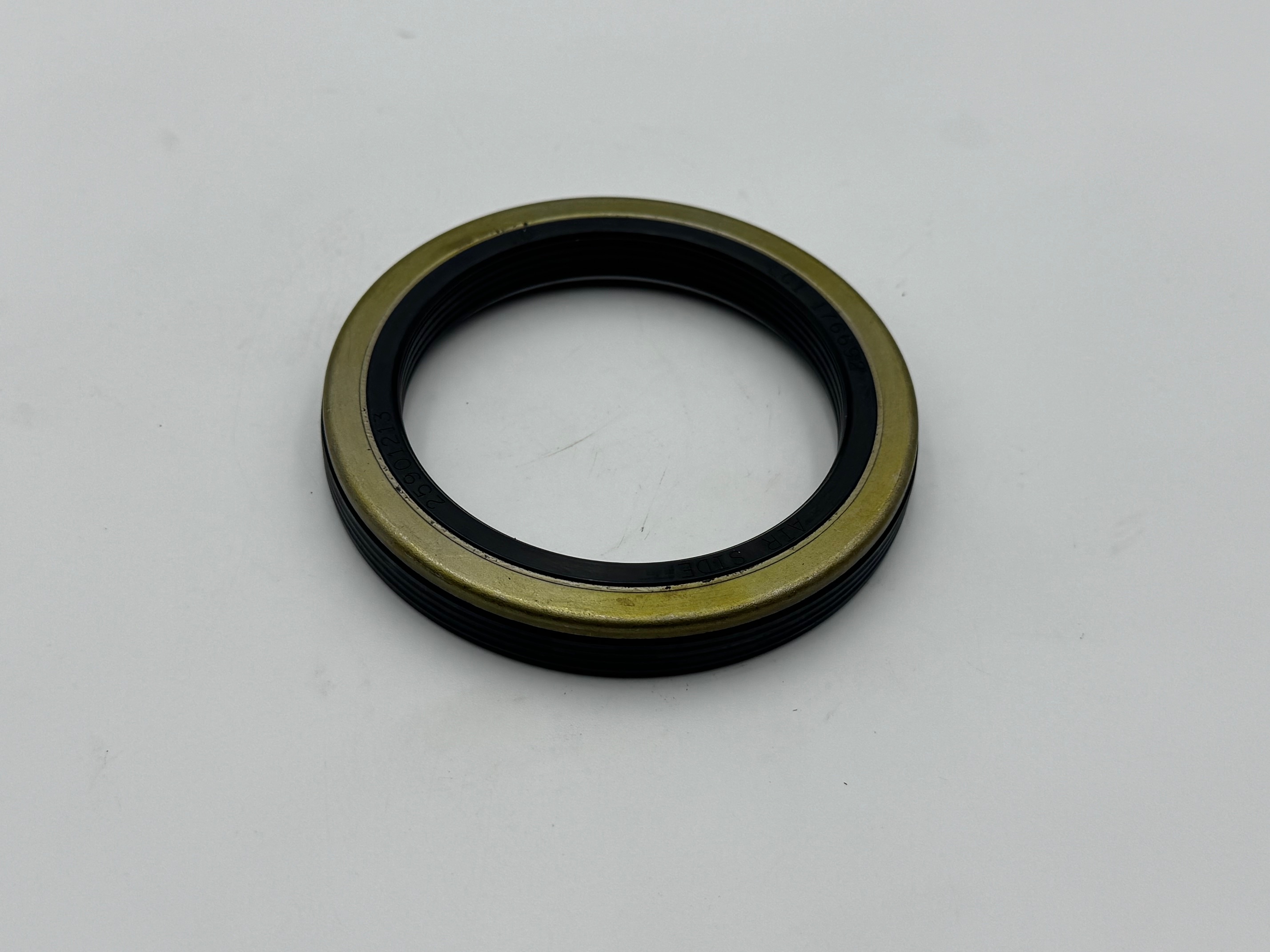 2023134020 - LIPPERT 12K - 16K OIL SEAL 3.125 ID 