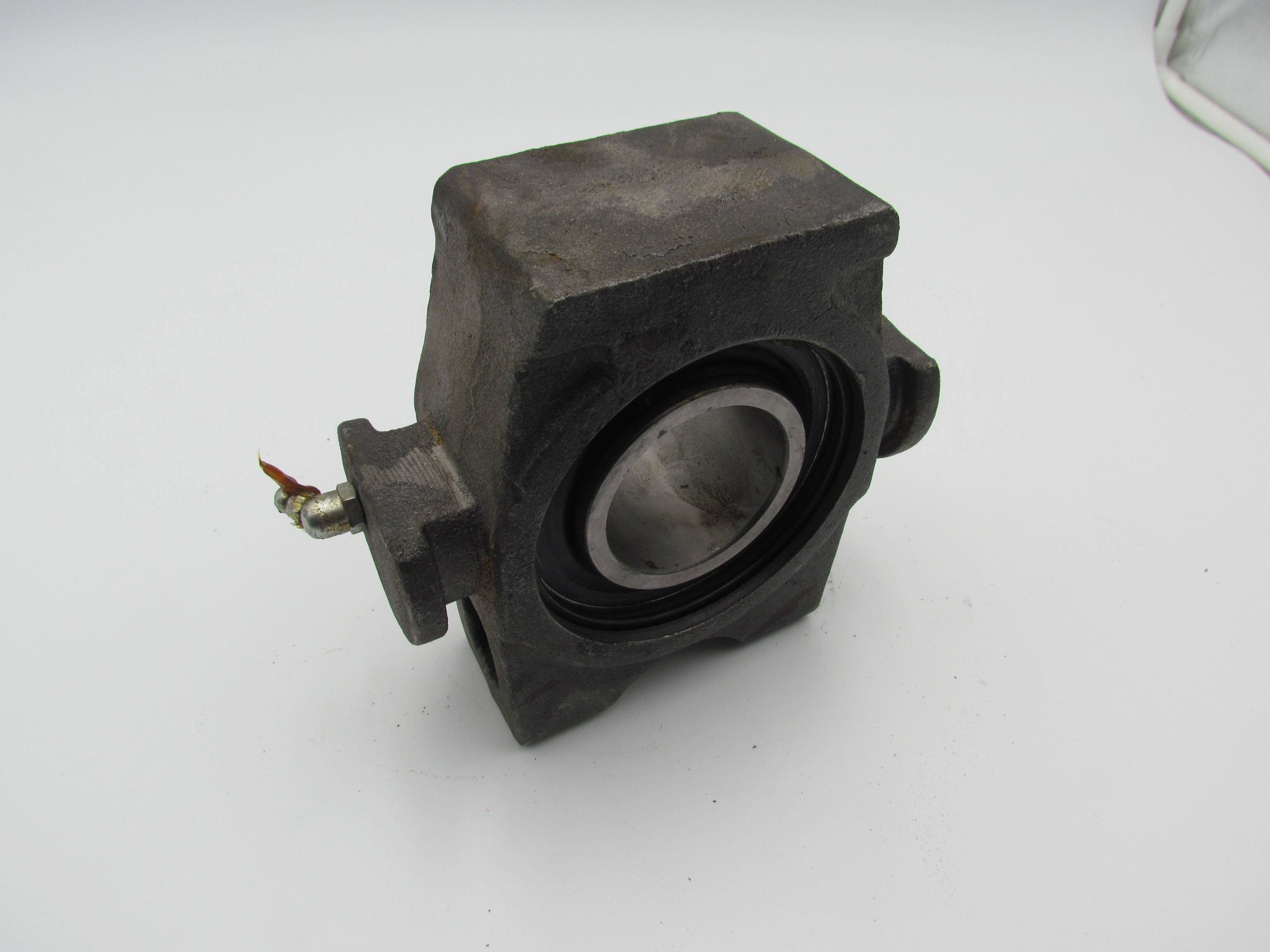 BEAR210 - 210 BEARING FOR WITH HOUSING FOR DISK - Image 2